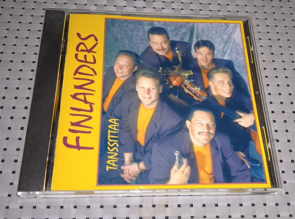 CD Finlanders Tanssittaa