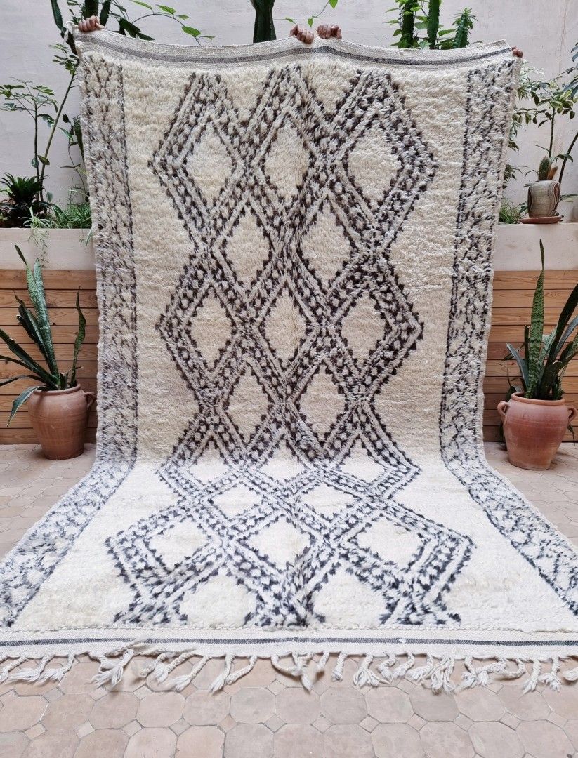 Marokkolainen vintage matto 315x190cm