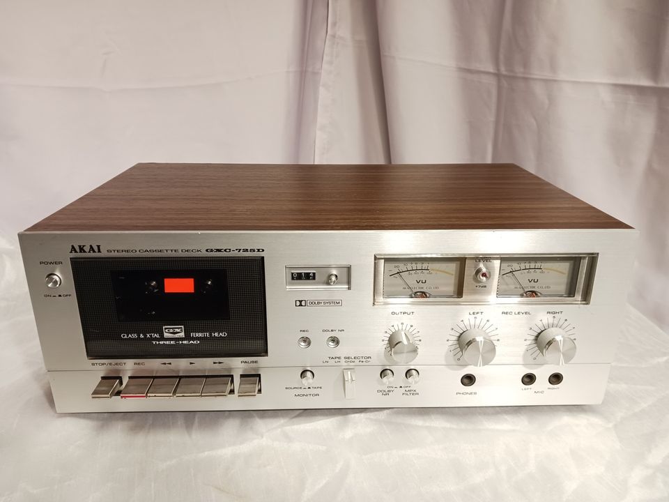 Akai GXC-725D 3-HEAD stereo kasettisoitin