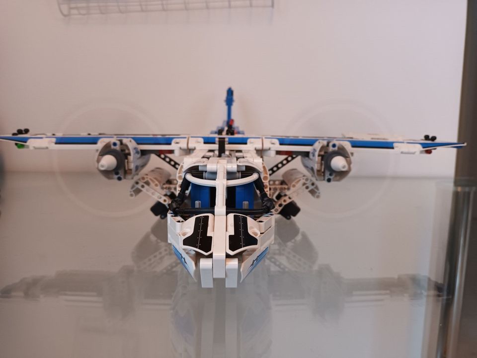 Lego rahtilentokone 42025