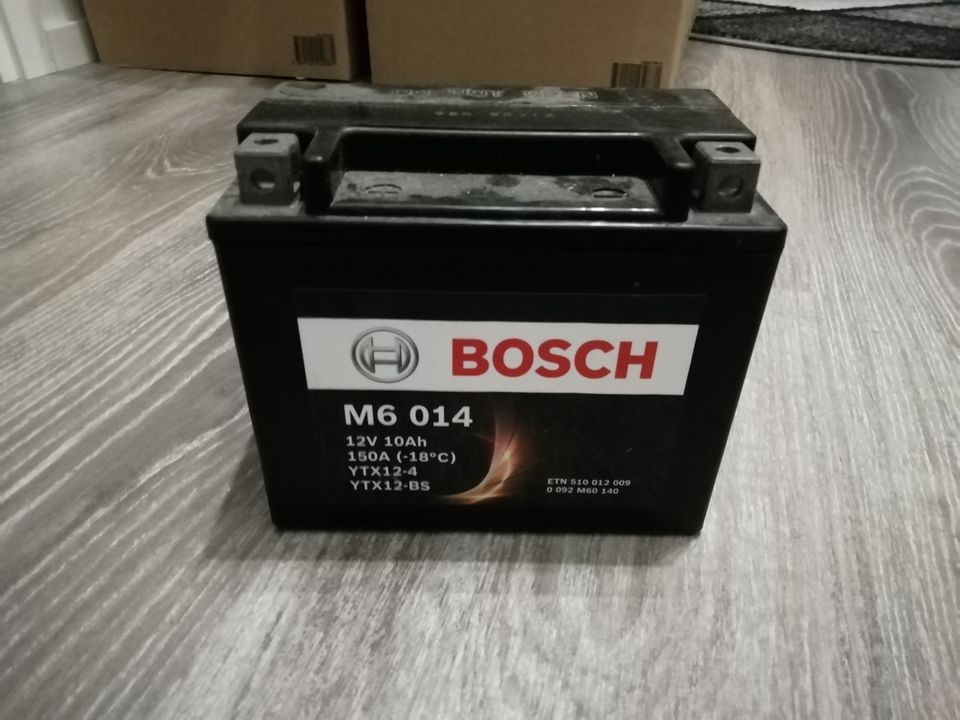 Akku Bosch 12V 10Ah 150A käyttämätön