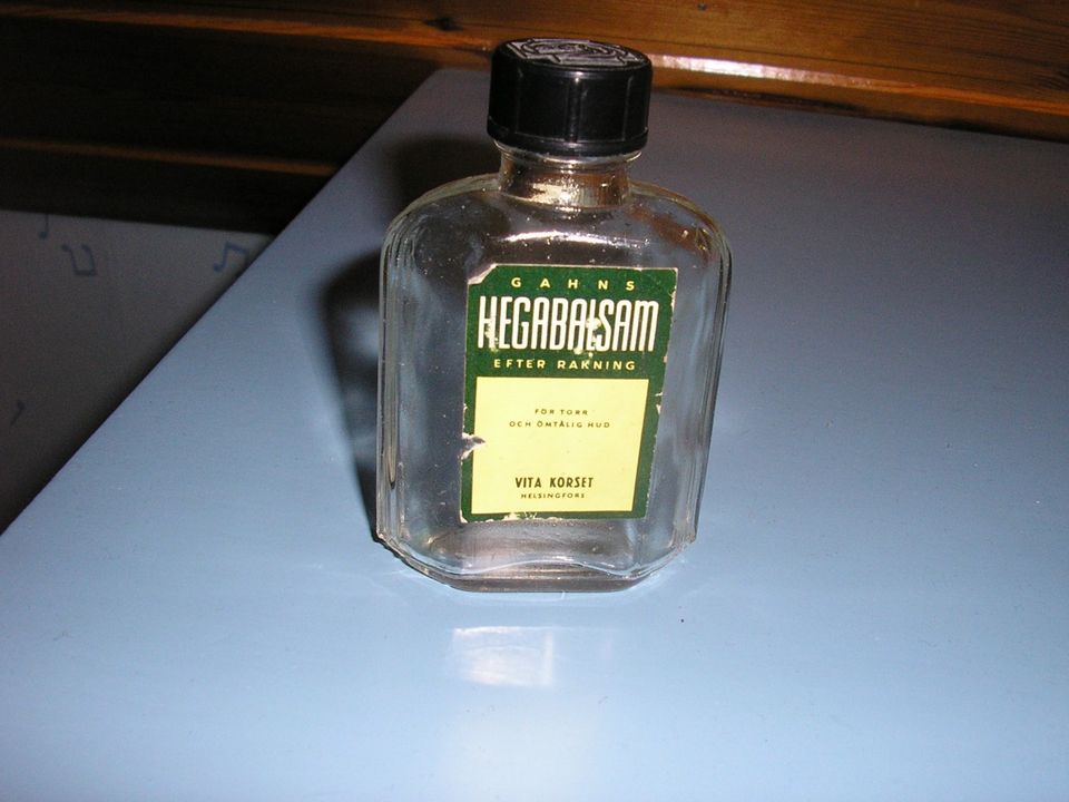 Vanha Hegabalsam- pullo