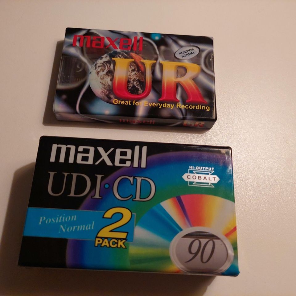 C-kasetti Maxell UR x 5, avaamattomat