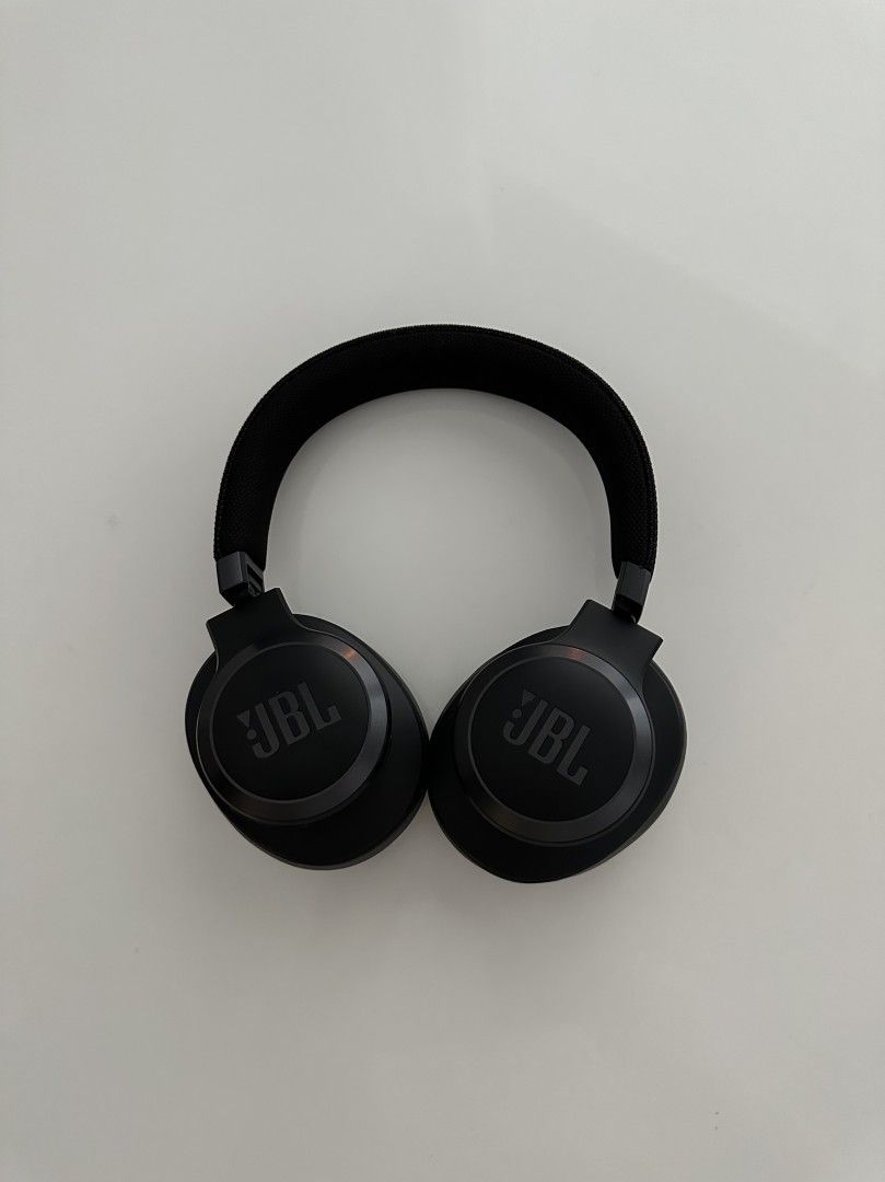 JBL LIVE 660 NC