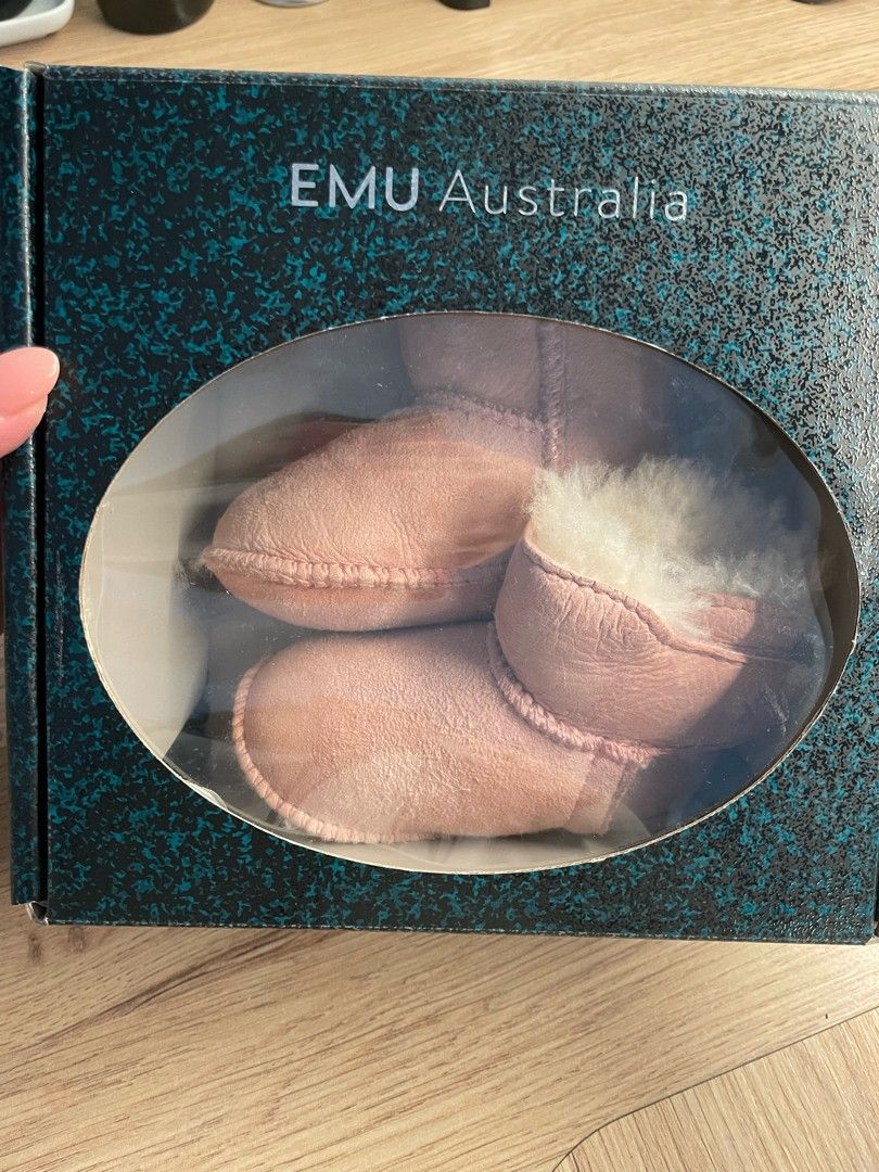 EMU Australia tossut 6-12kk