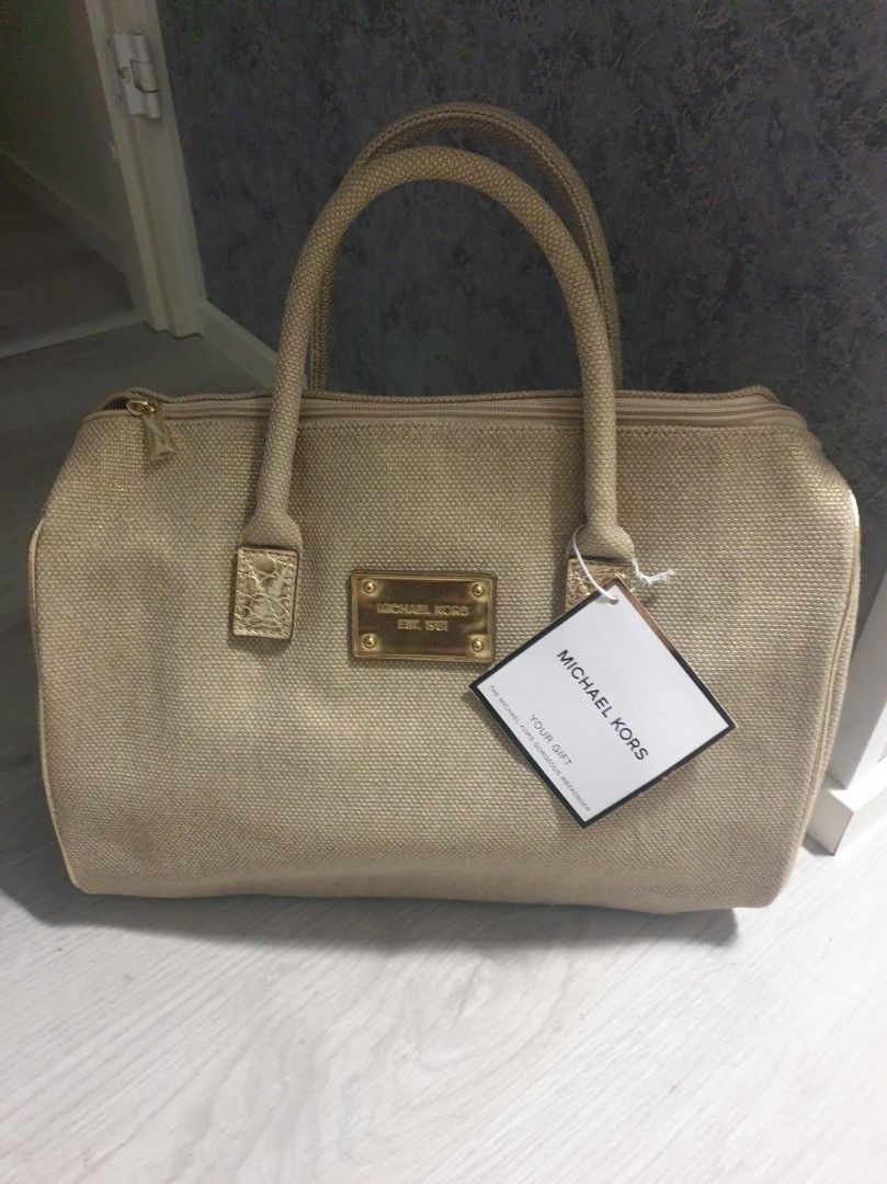 Michael Kors laukku