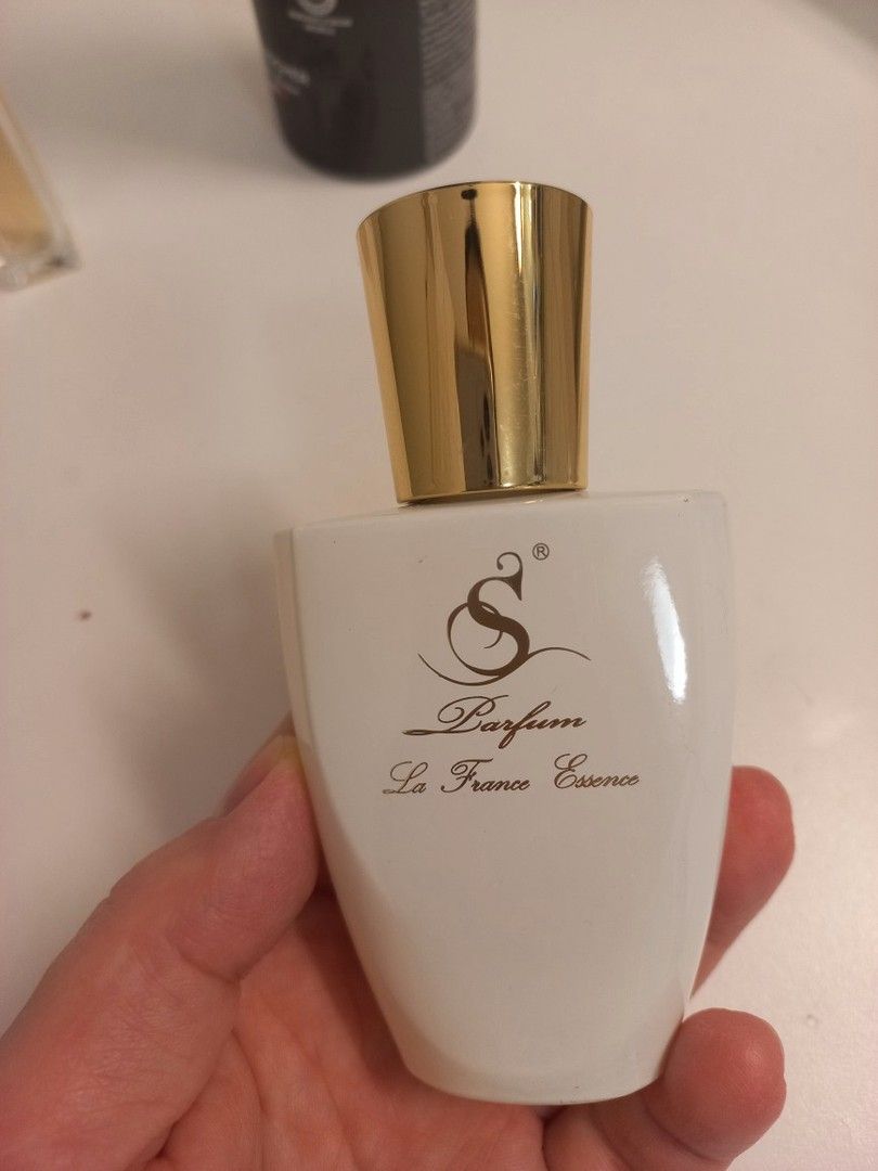 S Parfum "Monica Bellucci"