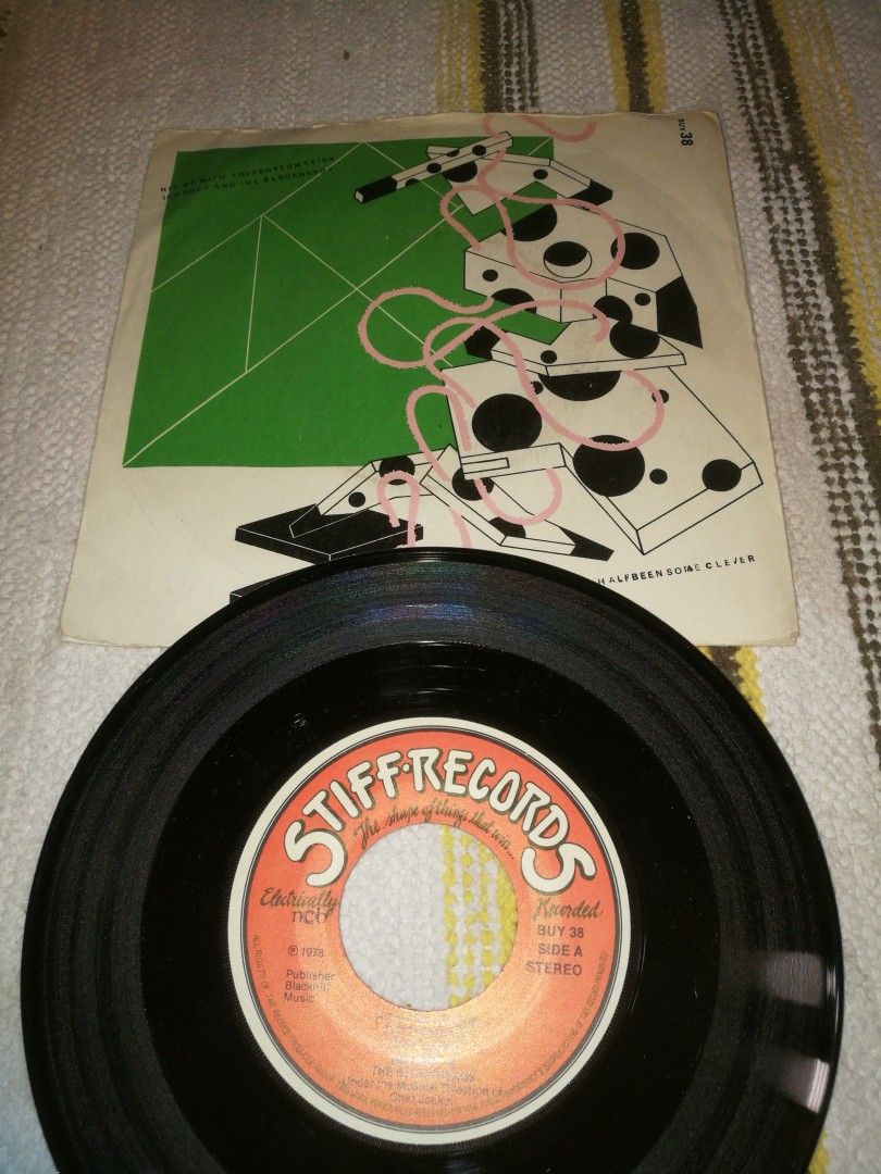 Ian Dury & The Blockheads 7" Hit me with your