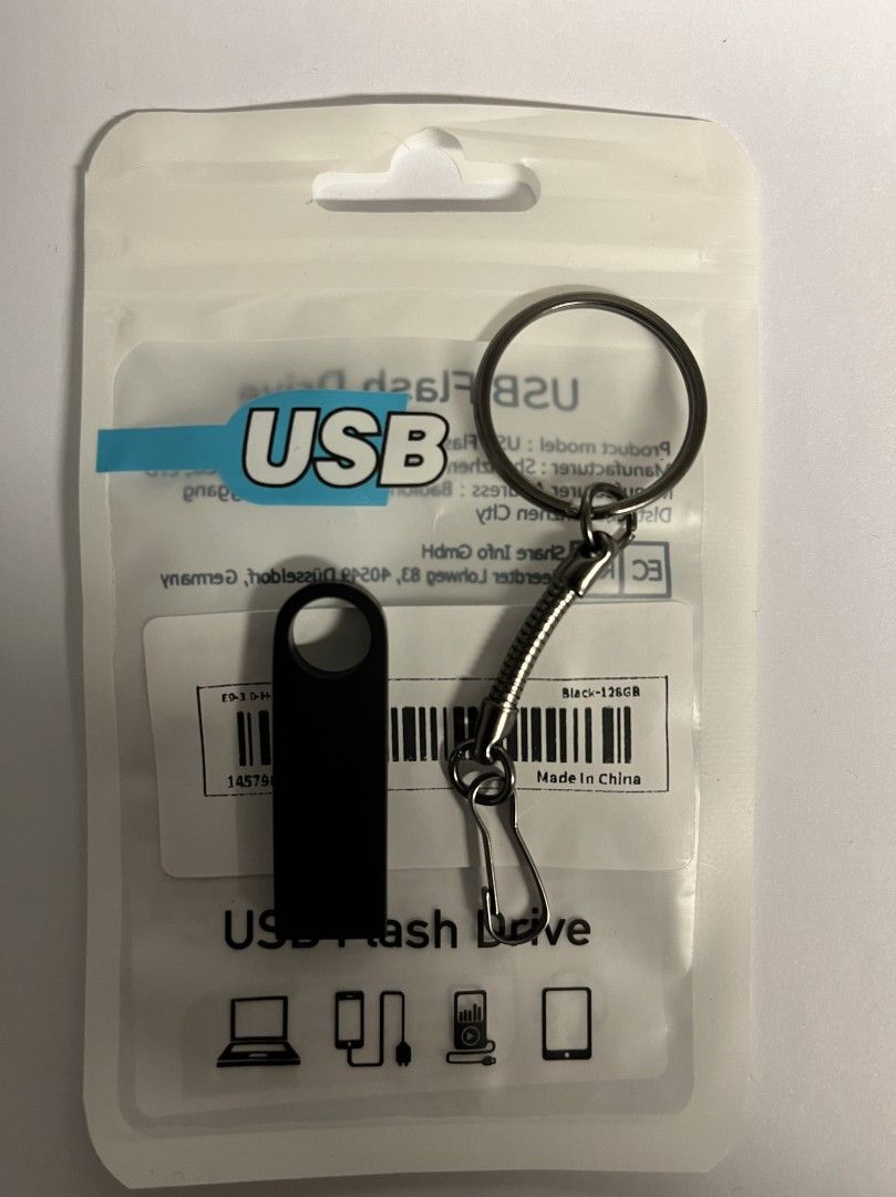 USB-Muistitikku UUSI