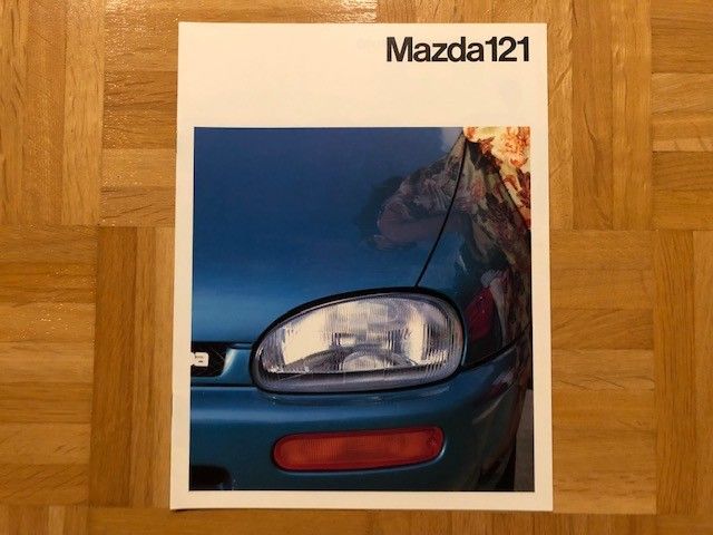 Esite Mazda 121 vuodelta 1991