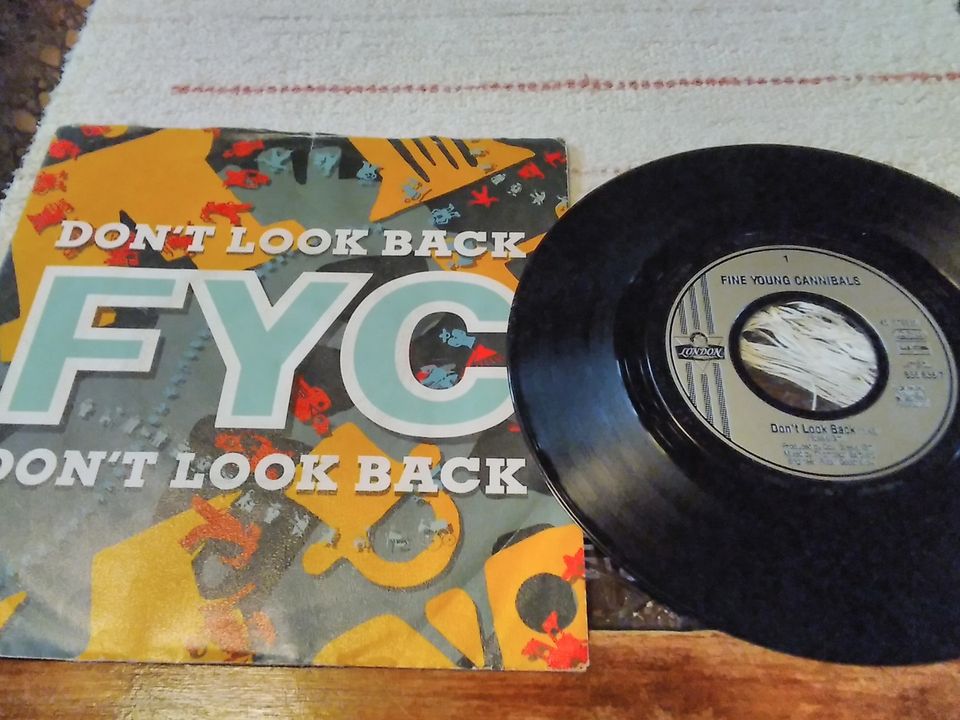 Fine Young Cannibals 7" Don't look back