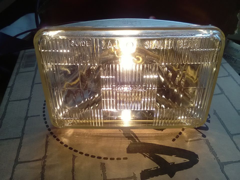 Halogen täysumpioita 12V