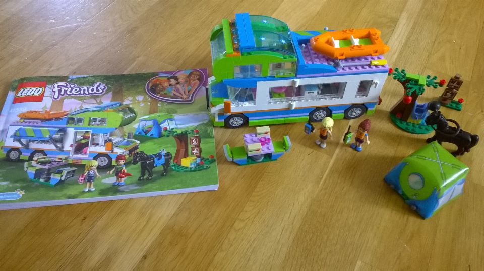 LEGO Friends 41339 Mian matkailuauto