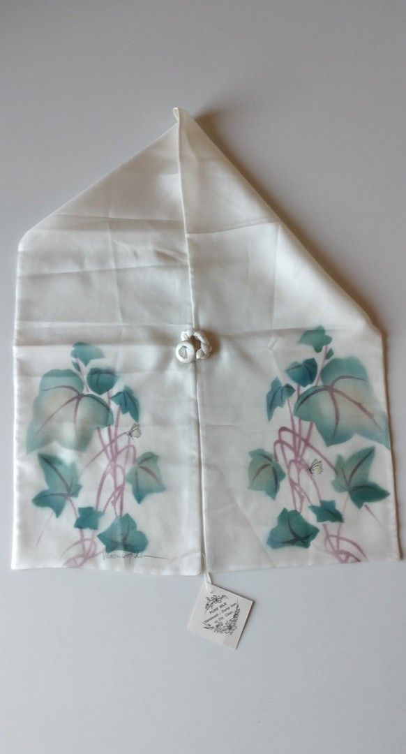 Silkkihuivi / Veronica Holden / vintage silk scarf