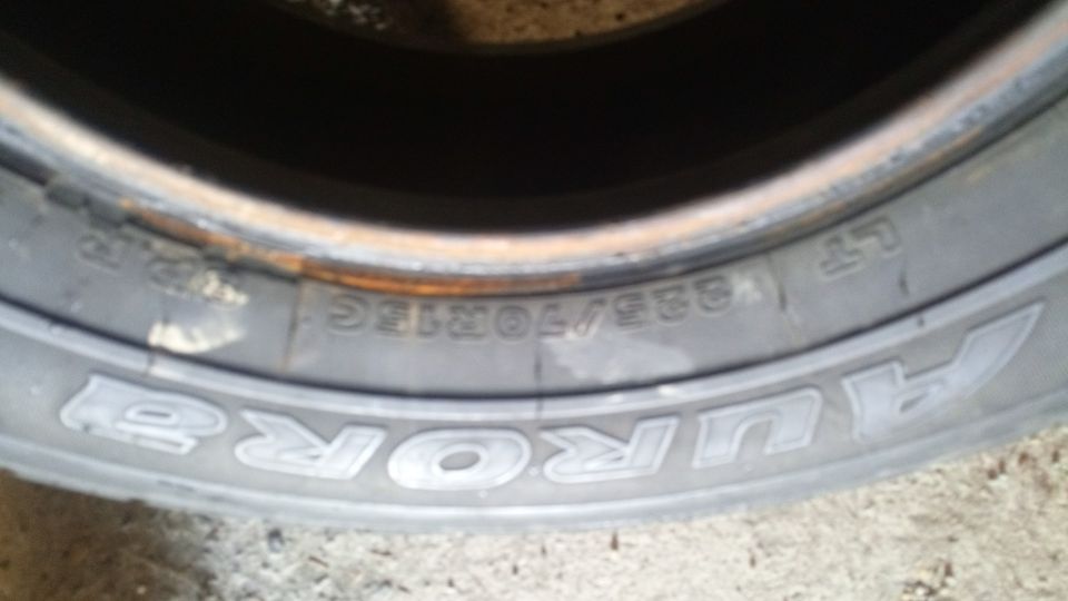 1x 225/70R15C Aurora+ Nokian kesurit