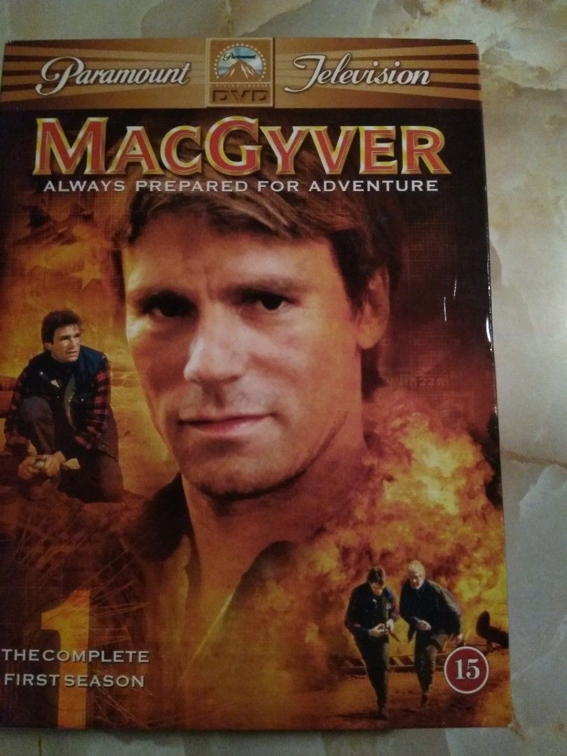 6 DVD:n Box Mac Gyver