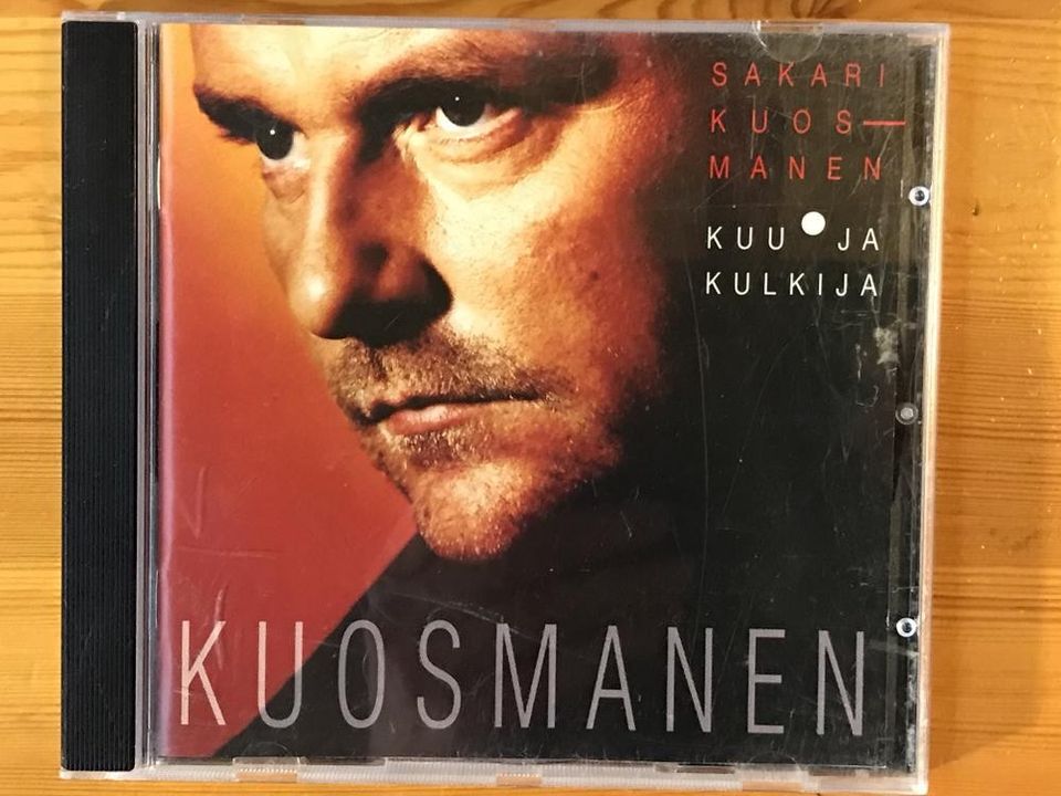 CD Sakari Kuosmanen: Kuu ja kulkija
