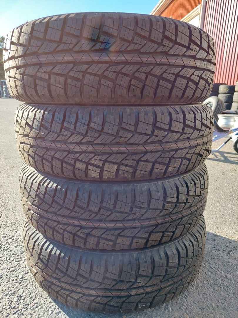 225/70R16 all-terrain kesärenkaat 4kpl