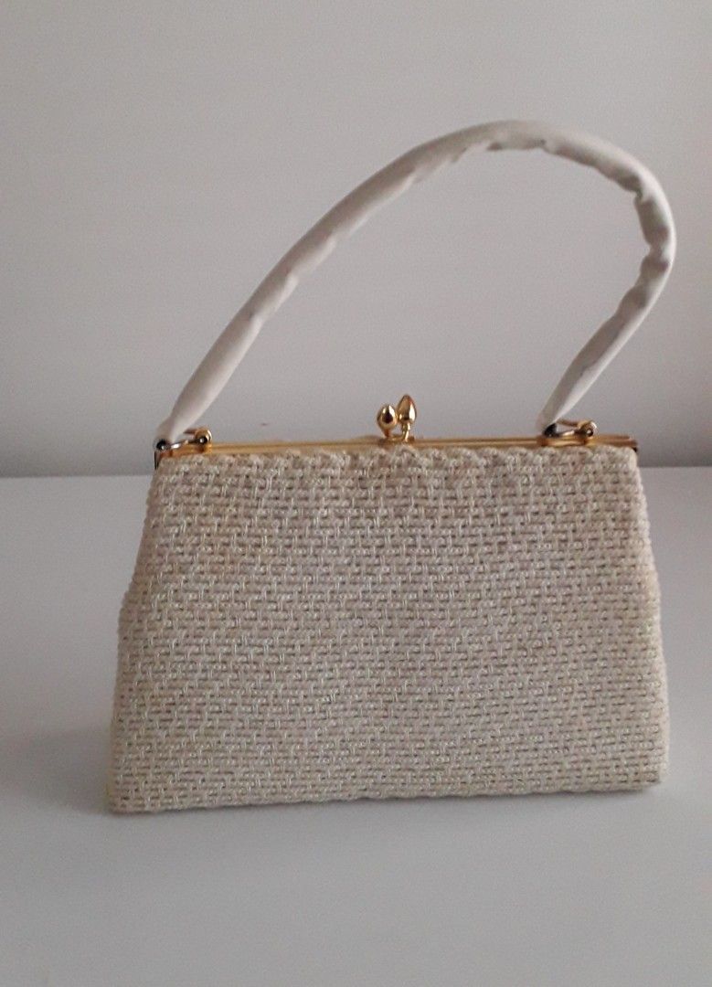 Valkoinen vintage käsilaukku/laukku 60-luvulta