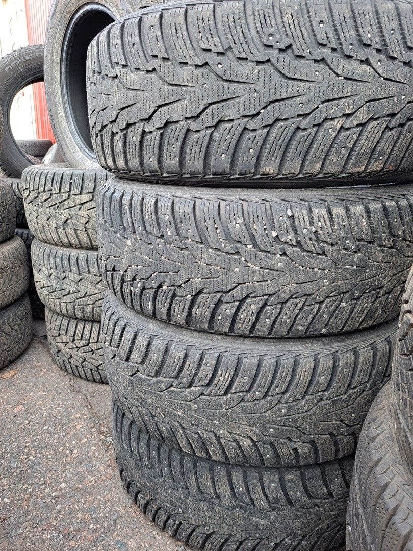 225/55R17 101T Nexen WH62 nastarenkaat