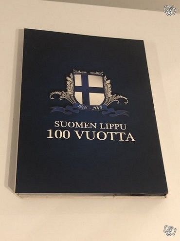 Suomen lippu 100 vuotta kansio + mitalit