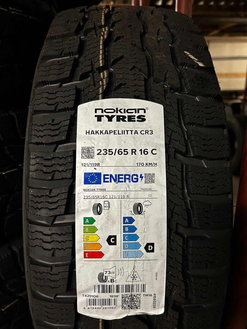 235/65R16 Nokian CR3 kitkarengas 1kpl