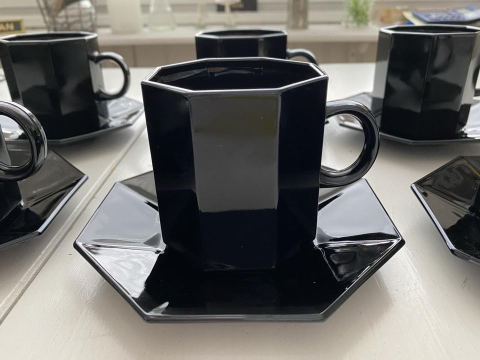 Arcoroc octime-sarjan kahvikupit ja lautaset