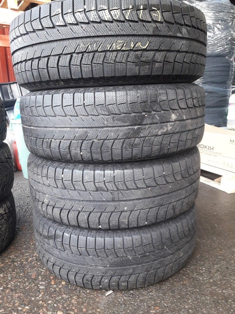 265/70R17 Michelin Latitude X-ice kitkarenkaat