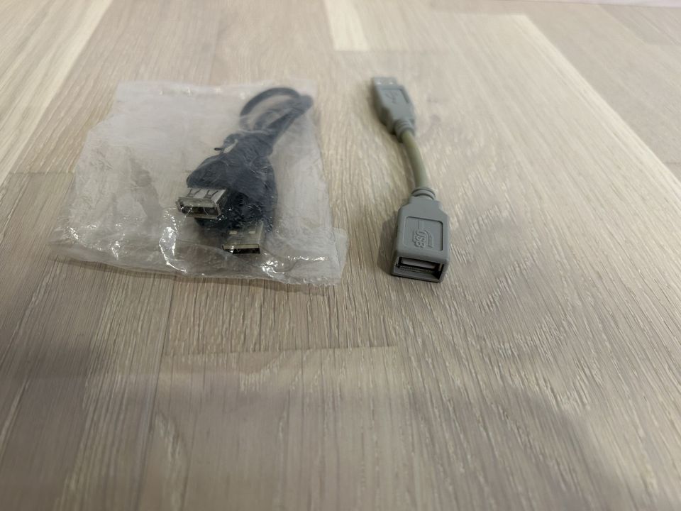 2 kpl USB jatkokaapelia