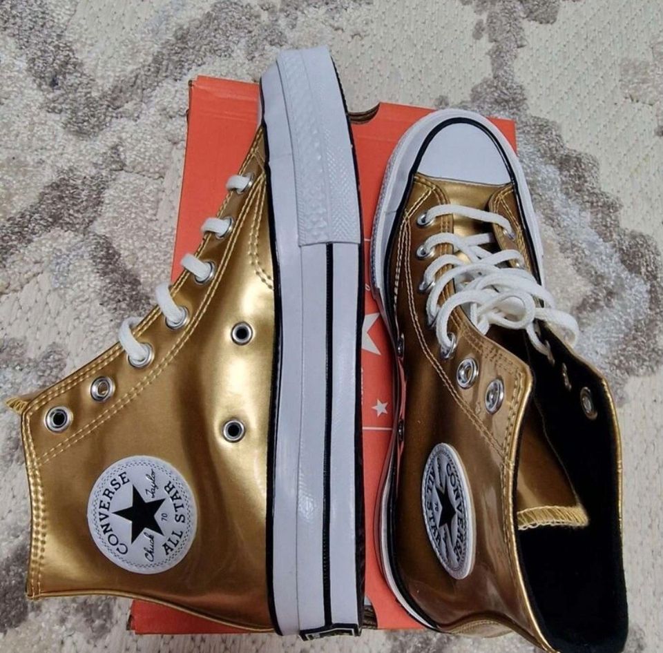 Converse lenkkarit