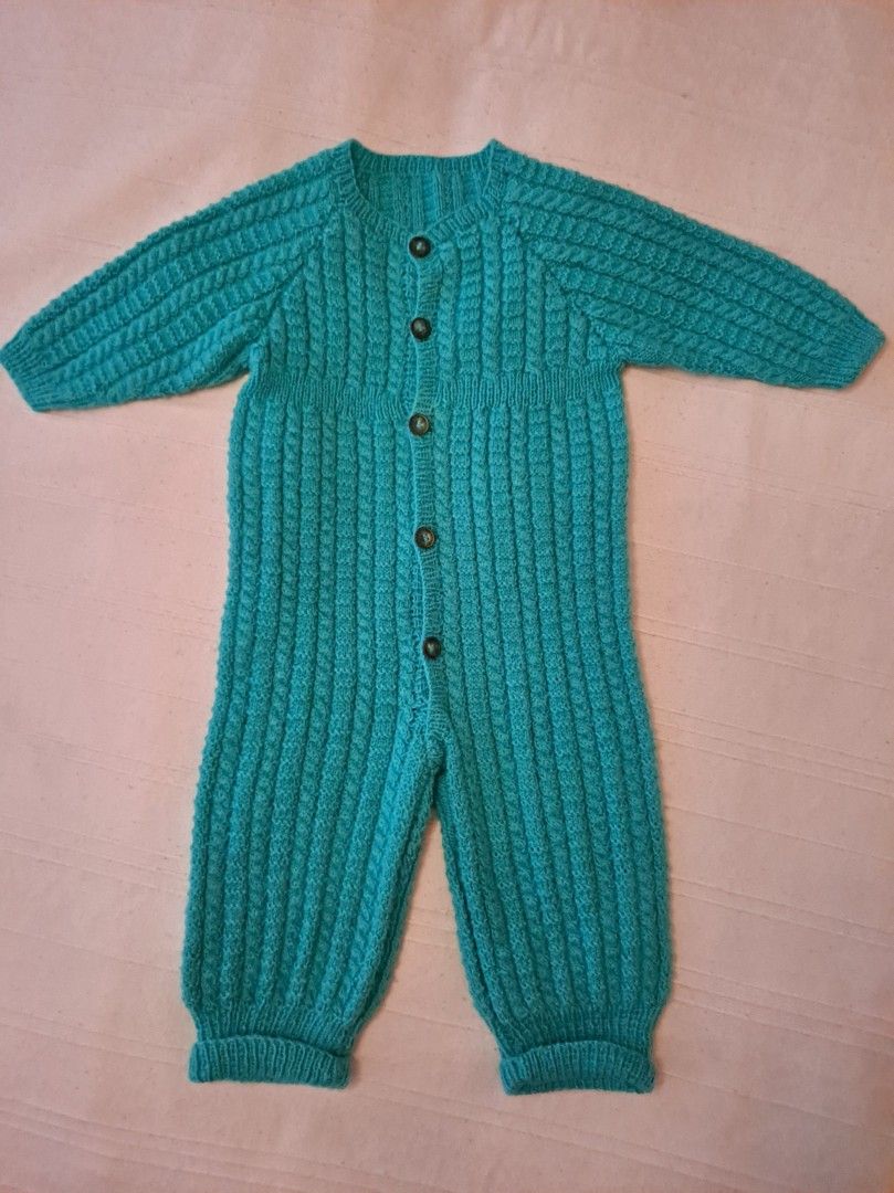 Handmade villapuku vauvalle