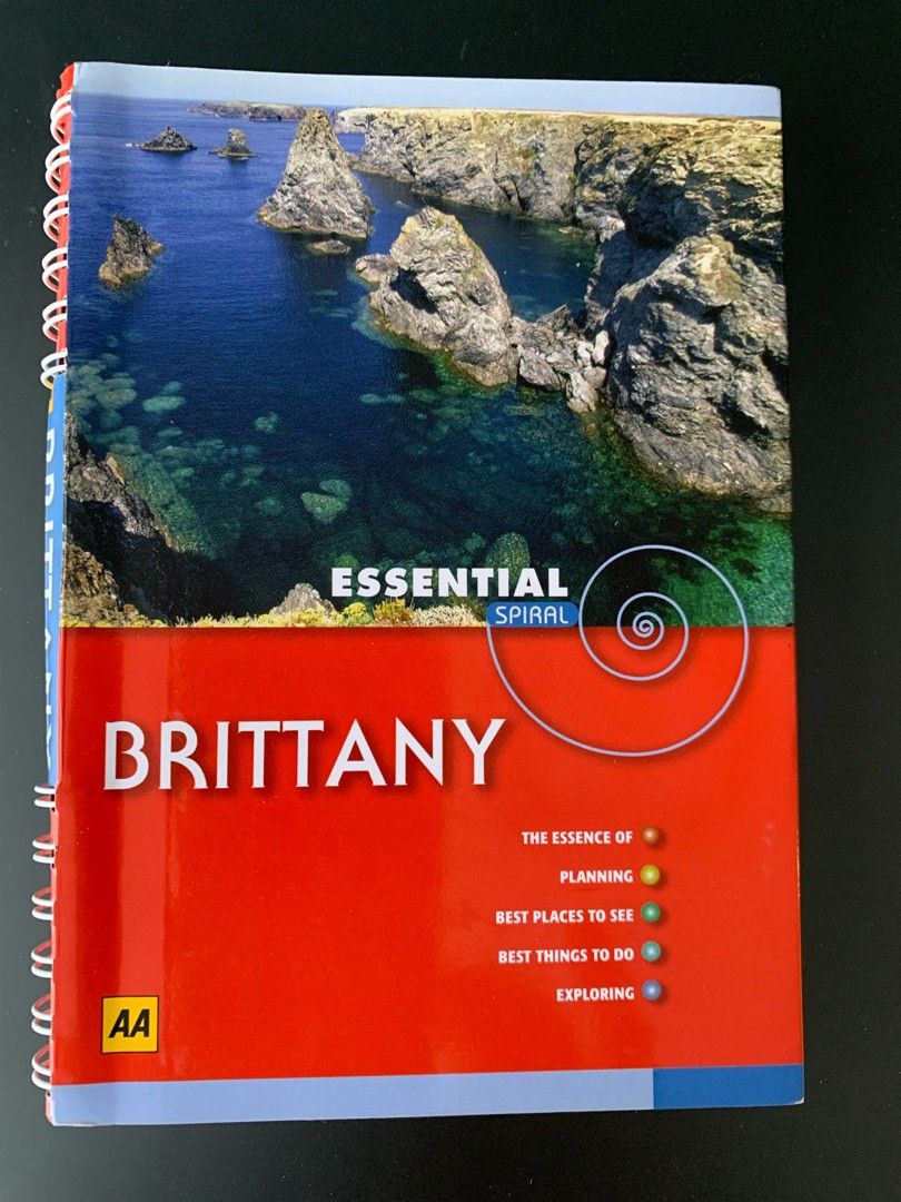Ranska Bretagne Matkaopas Travel Guide in English