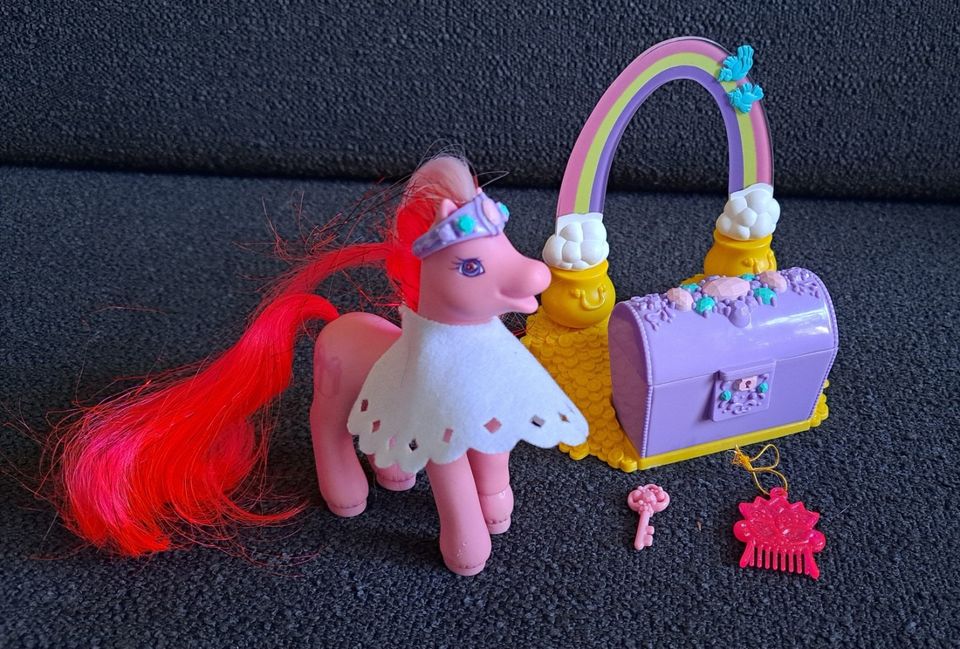 My Little Pony Lady Cubcake & Magic Treasure Chest