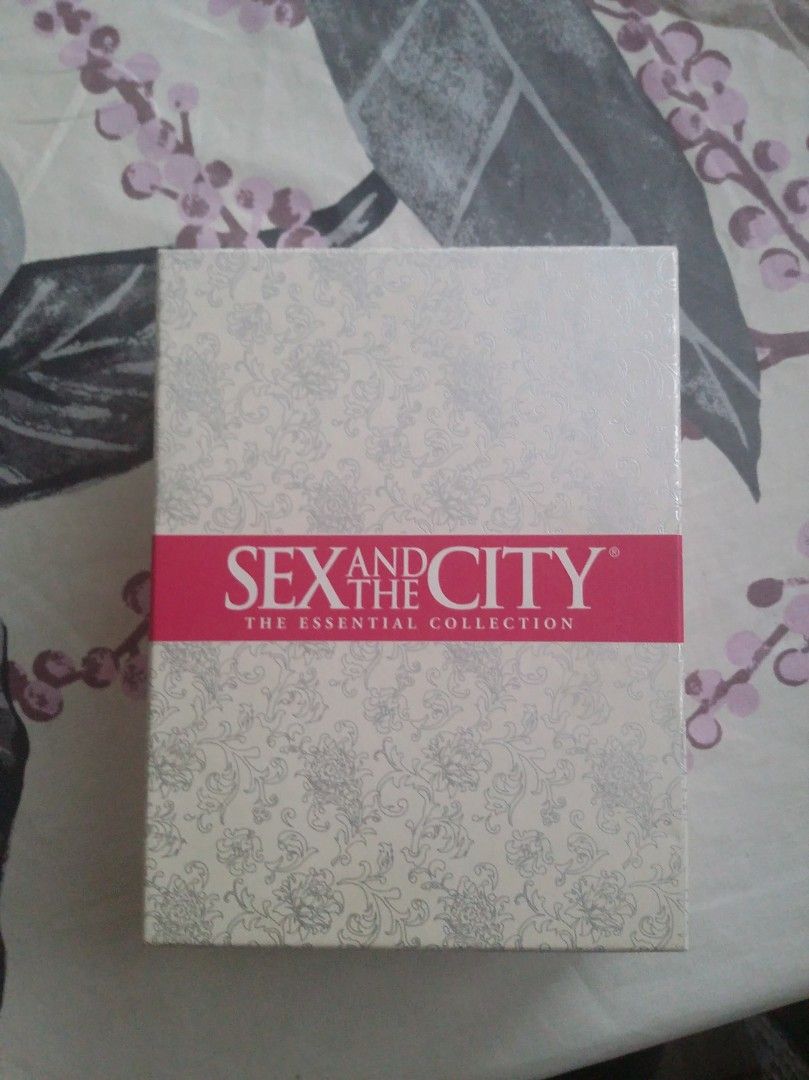 Sex and the city/ The essential collection
