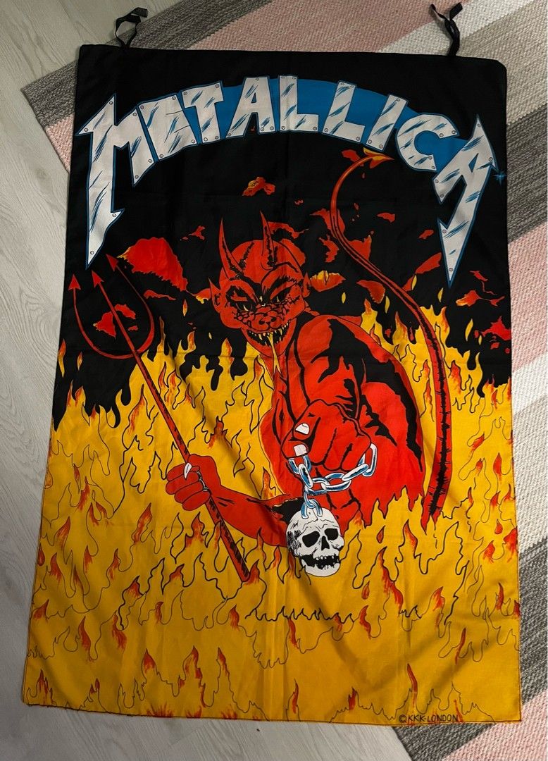 Metallica kangasjuliste