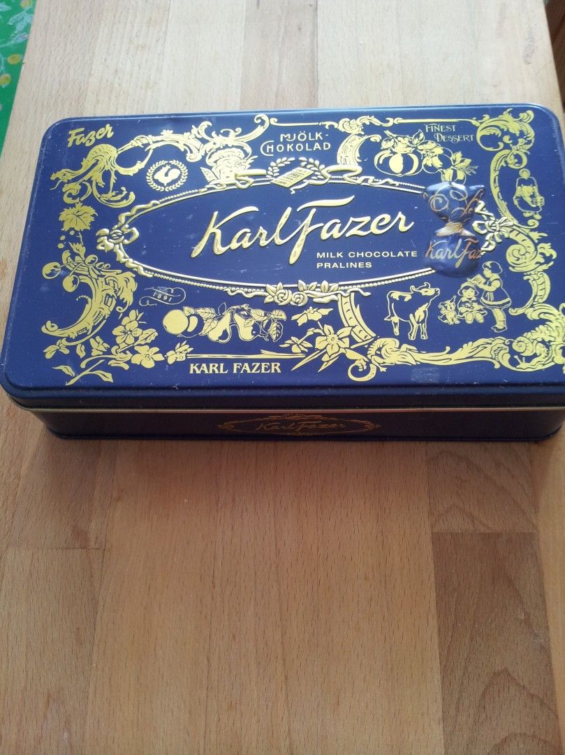 Karl Fazer peltinen suklaarasia