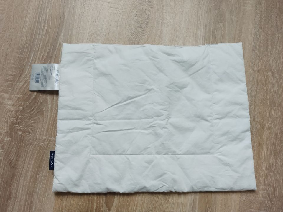 Vauvan tyyny (33x44 cm)