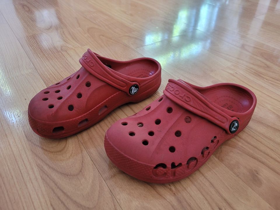 Crocs Baya Clog, koko: C13 (EUR 30-31)