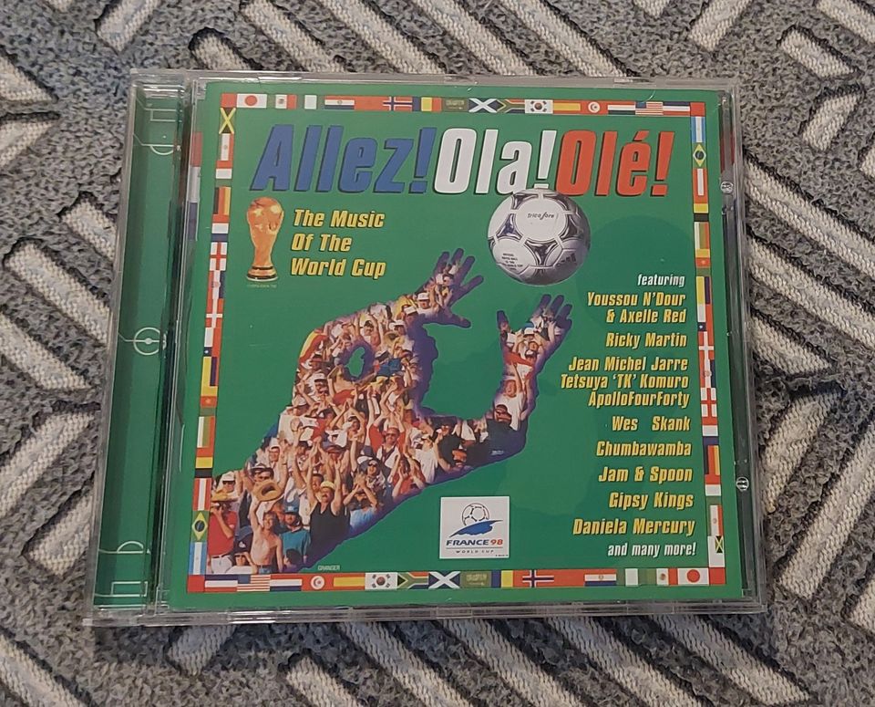 Jalkapallon MM Music CD Allez Ola Ole