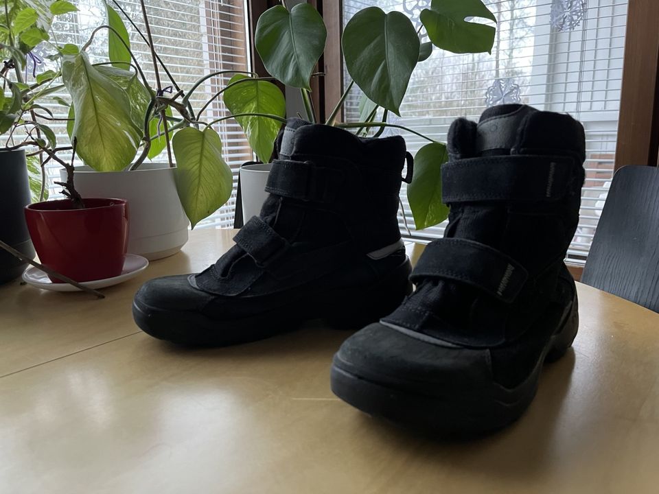 Ecco gore tex kengät koko 38