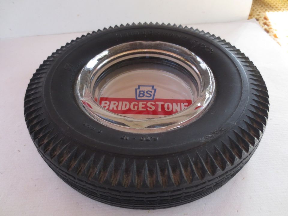 Tuhkakuppi Autonrengas, Bridgestone