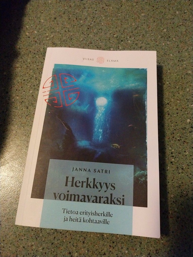 Janna Satri Herkkyys voimavaraksi