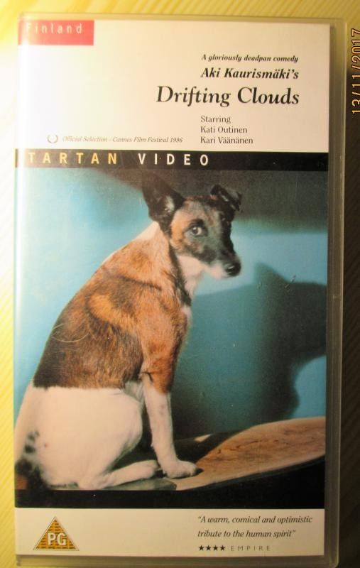 Niin kauas pilvet karkaa - VHS-elokuva