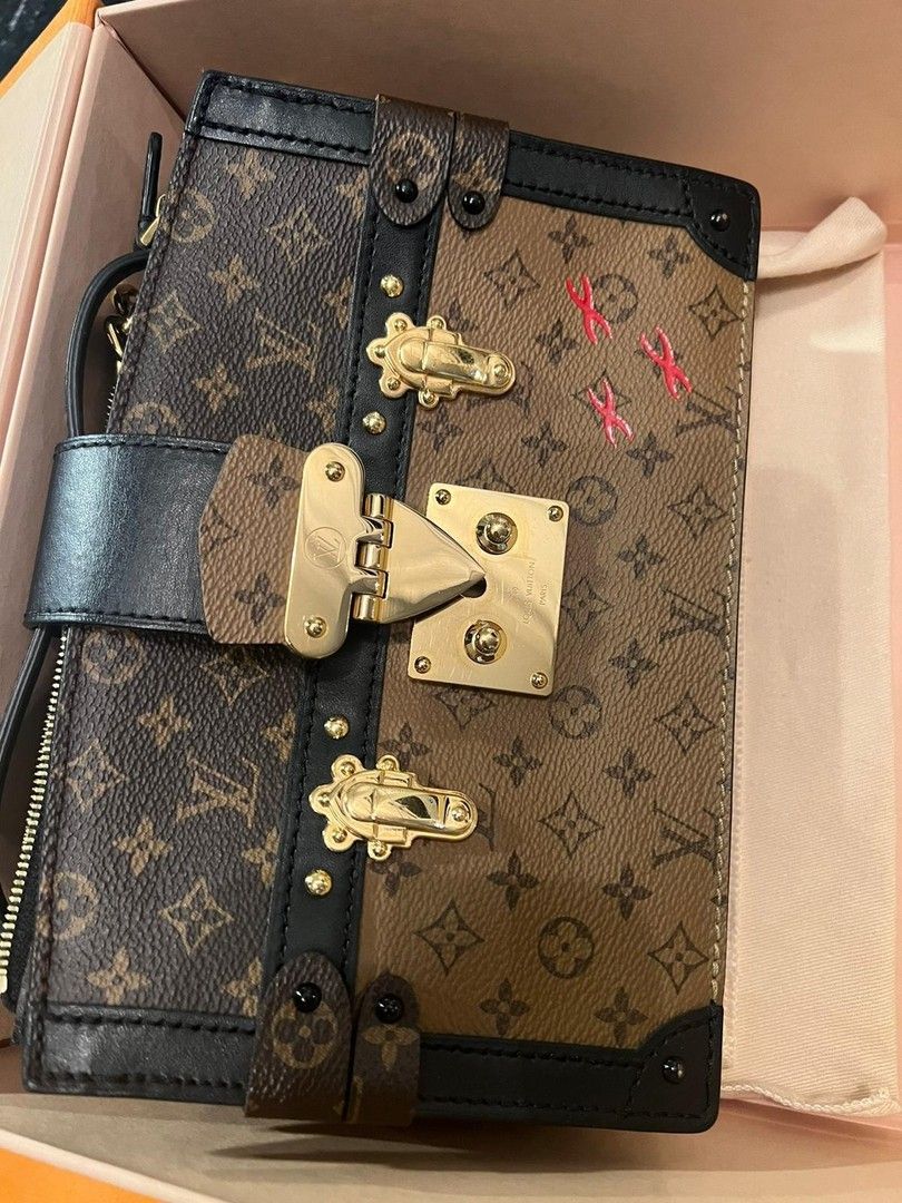 Louis Vuitton Trunk