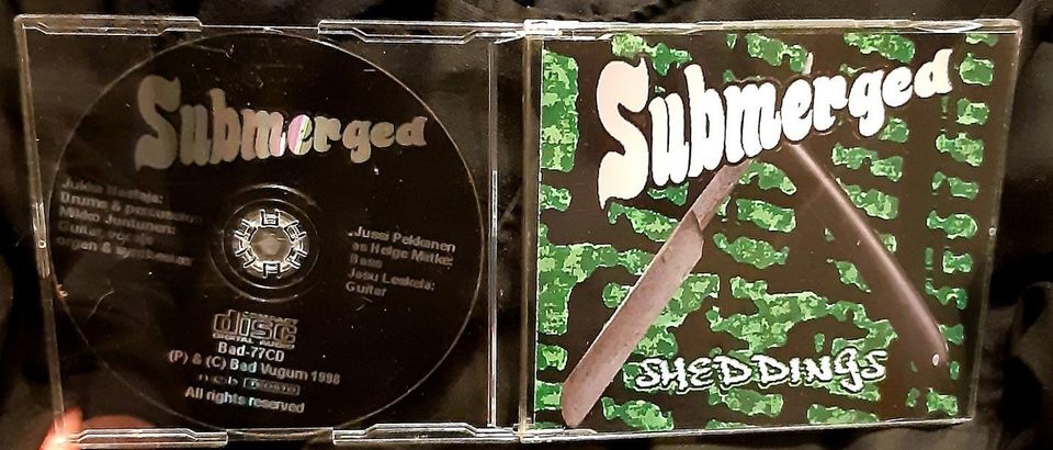 Submerged - Sheddings CD (Bad Vugum 1998)
