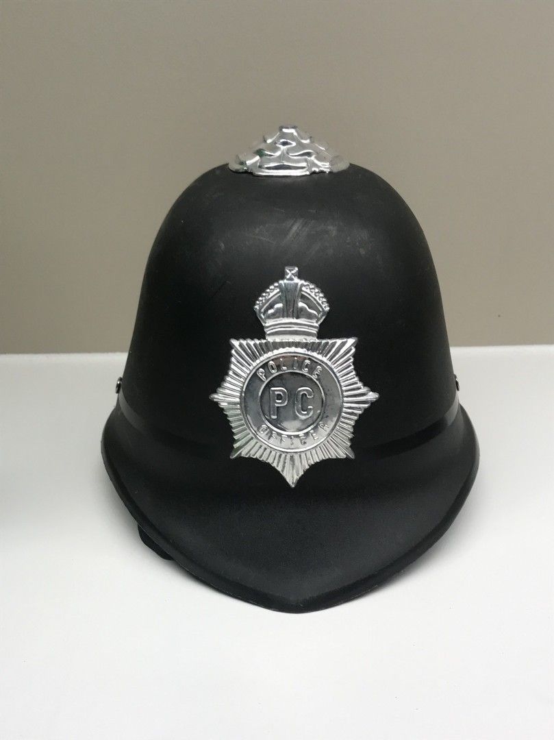 Poliisin kypärä