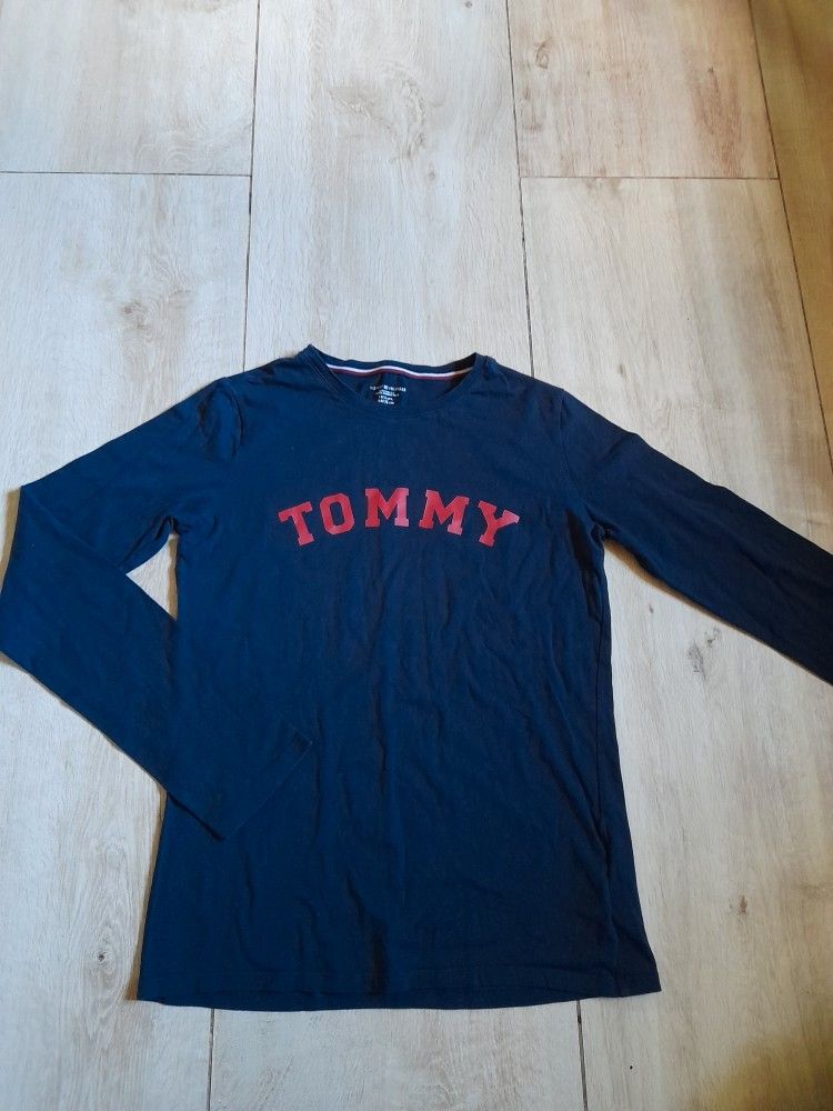 Tommy Hilfiger paita 164cm, sis.pk