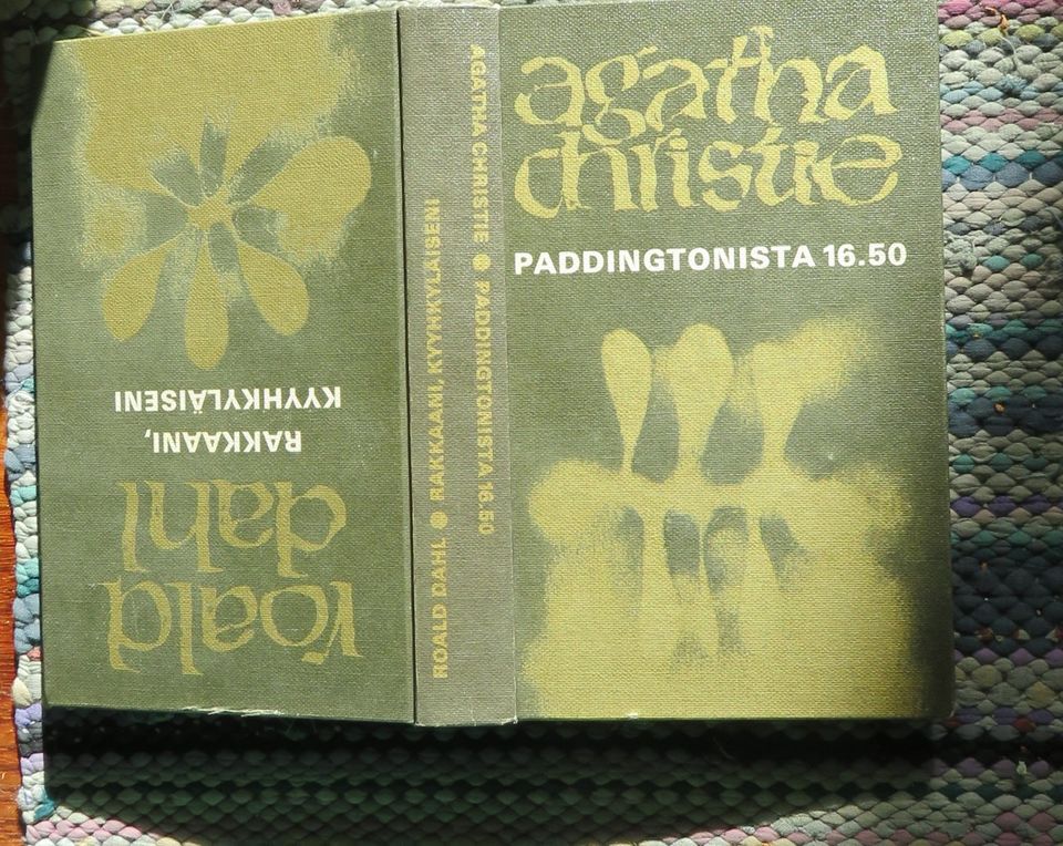 Agatha Christie Dahl Roald 2 kirjaa