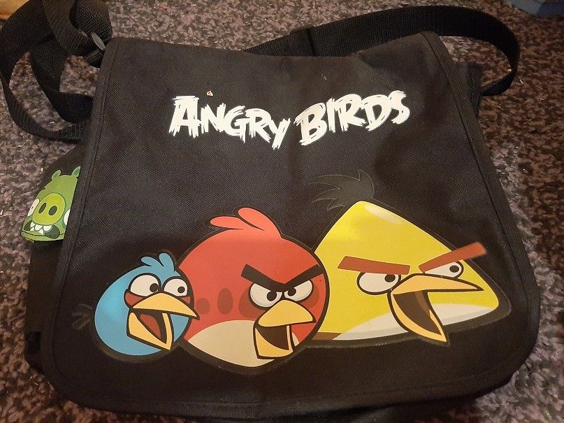 Angry birds laukku