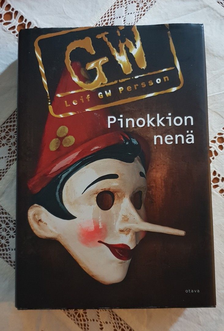 Leif GW Persson; Pinokkion nenä